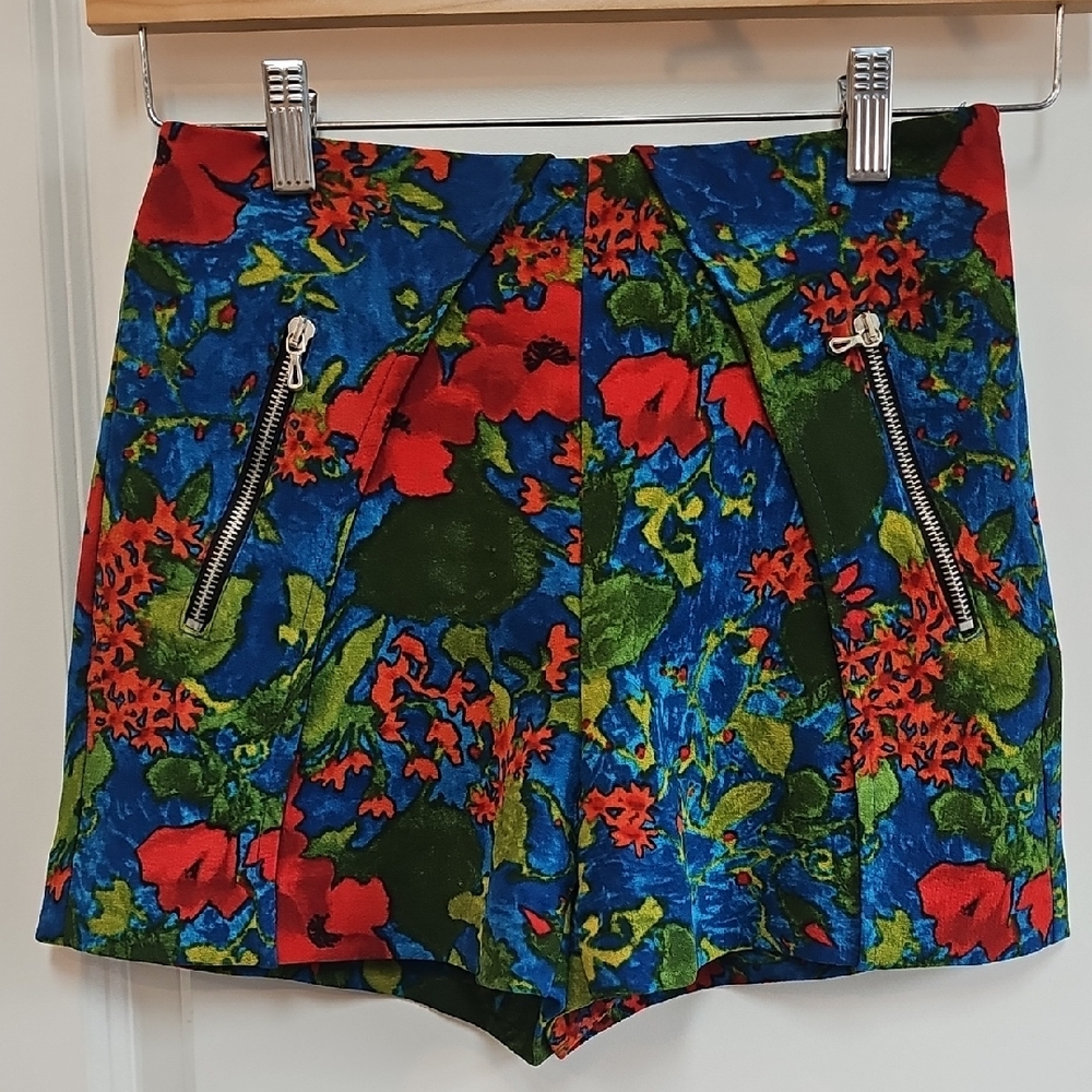 Zara High Waist Blue and Red Floral Shorts